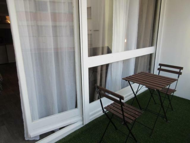 Appartements Boulevard des Pyrénées Pau Exterior foto