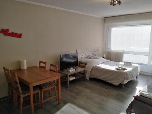 Appartements Boulevard des Pyrénées Pau Exterior foto